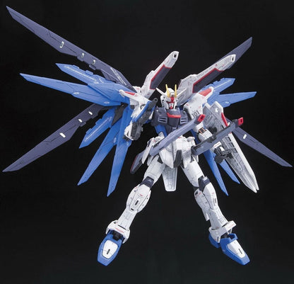 RG ZGMF-X10A FREEDOM GUNDAM 1/144 - Gunpla Model Kit